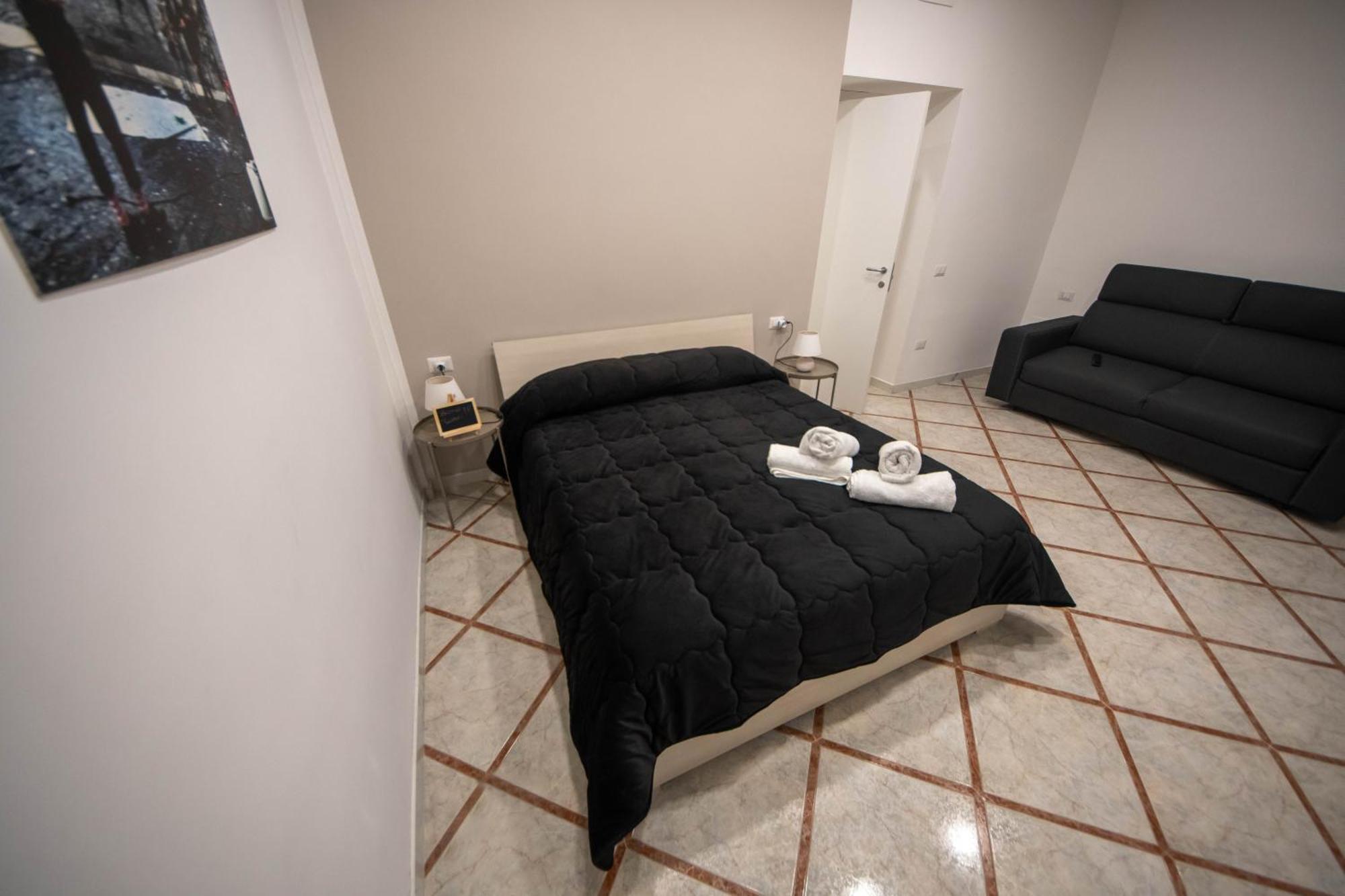 Buona Napoli Apartment ภายนอก รูปภาพ