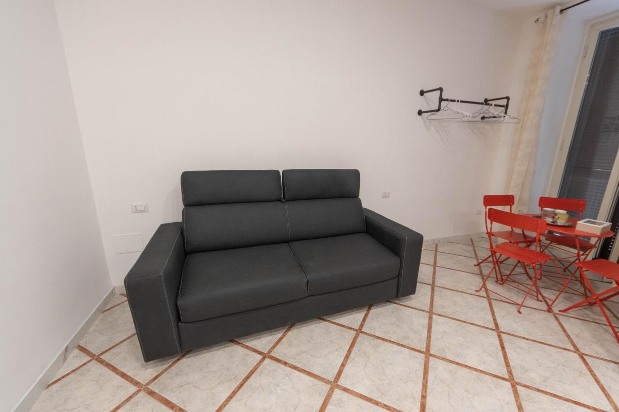 Buona Napoli Apartment ภายนอก รูปภาพ