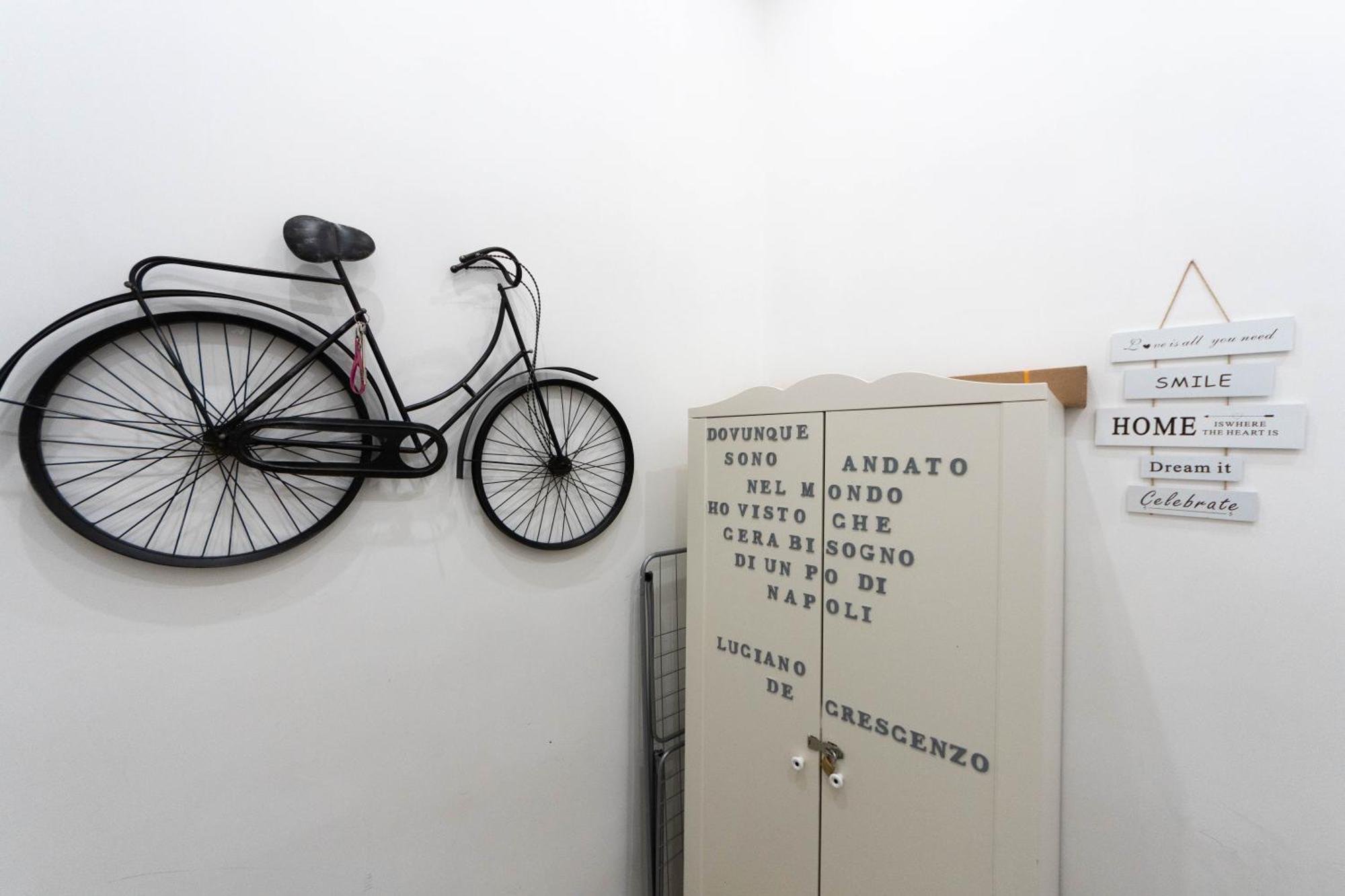 Buona Napoli Apartment ภายนอก รูปภาพ